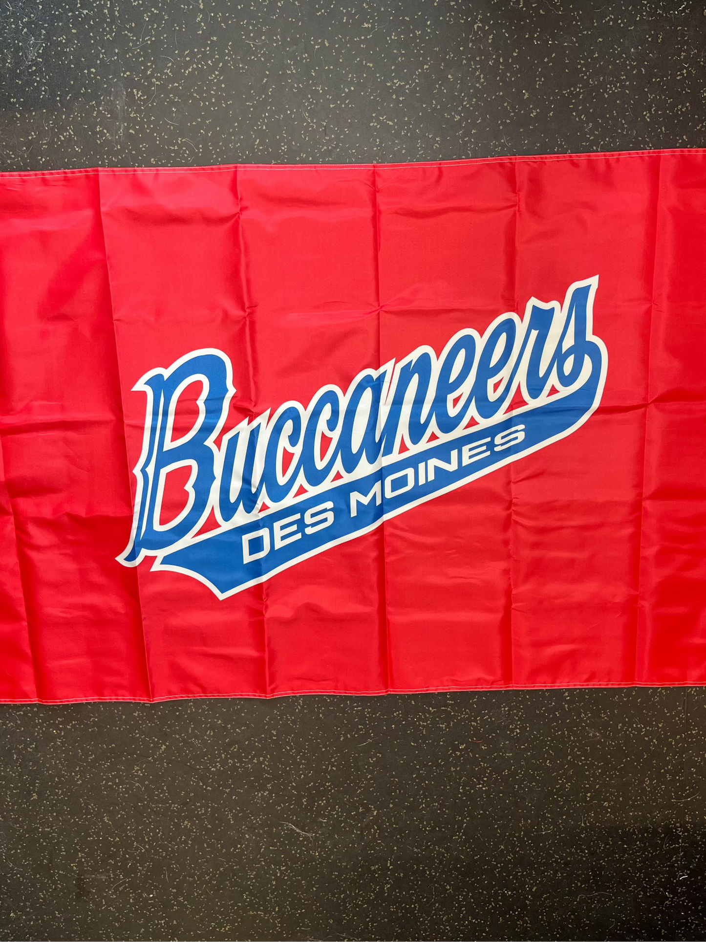 Flag- Red Des Moines Buccaneers